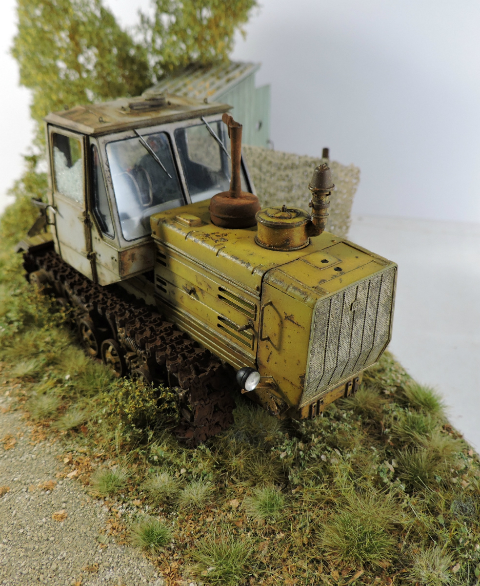 Dioramas and Vignettes: T-150 tractor, photo #11