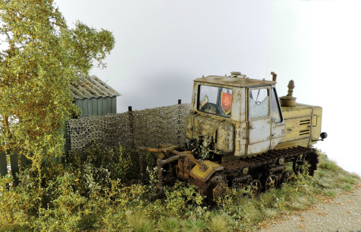 Dioramas and Vignettes: T-150 tractor, photo #5