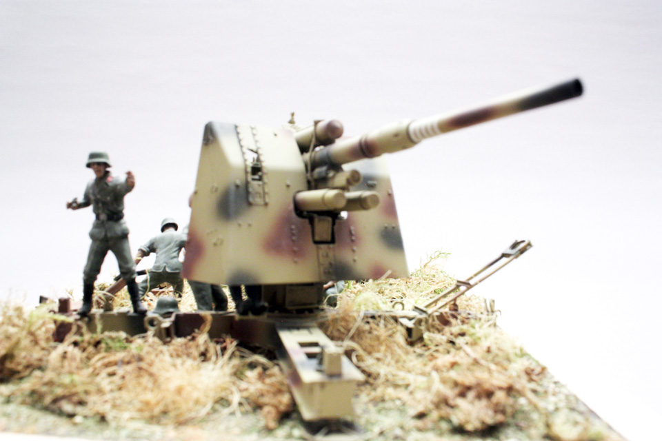 Dioramas and Vignettes: Tanks at left!, photo #14