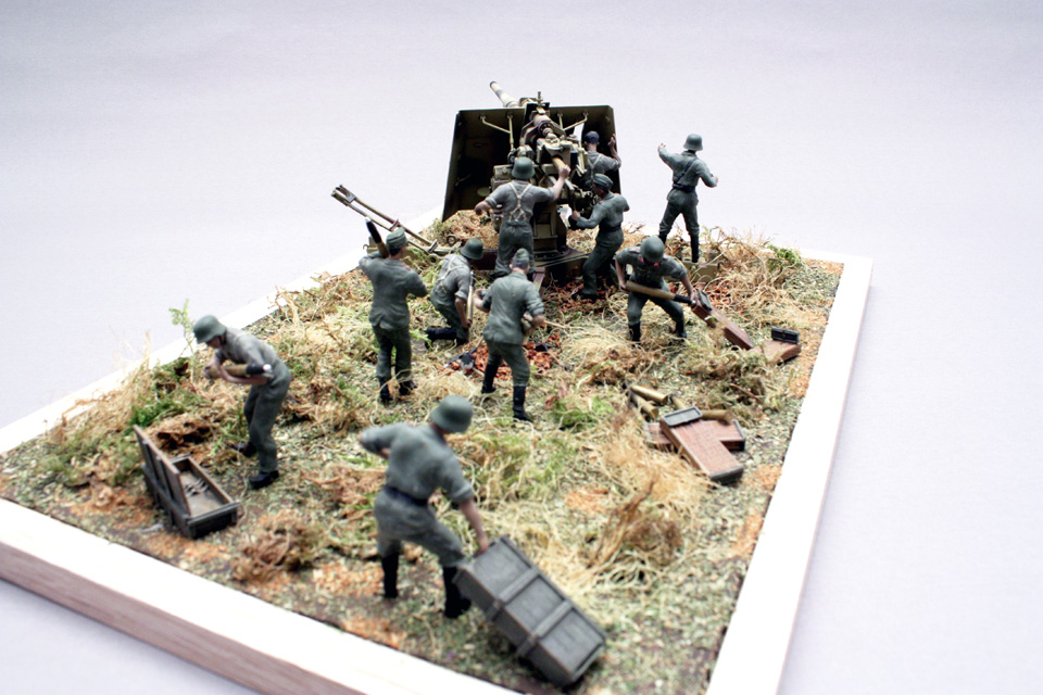 Dioramas and Vignettes: Tanks at left!, photo #6