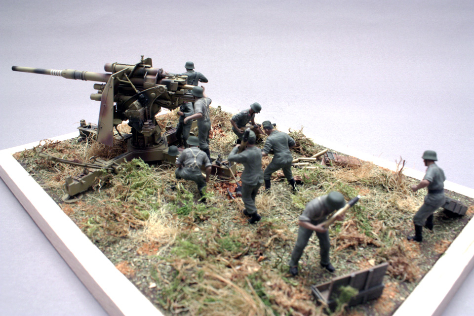 Dioramas and Vignettes: Tanks at left!, photo #7