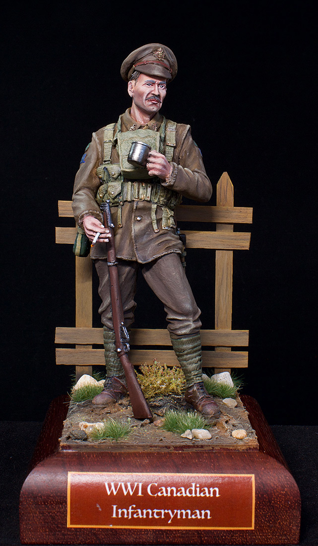 Figures: Canadian trooper, WWI, photo #1