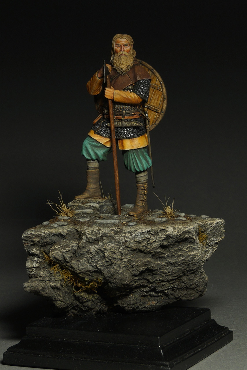 Figures: Old warrior, photo #9