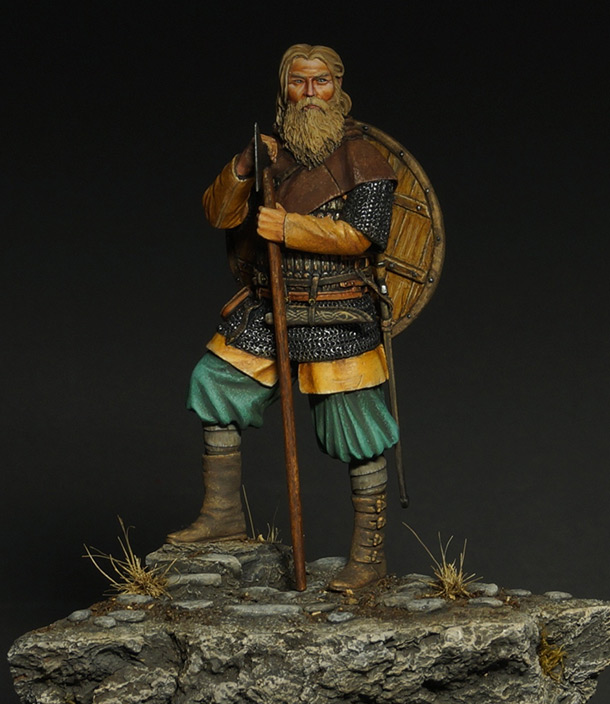 Figures: Old warrior