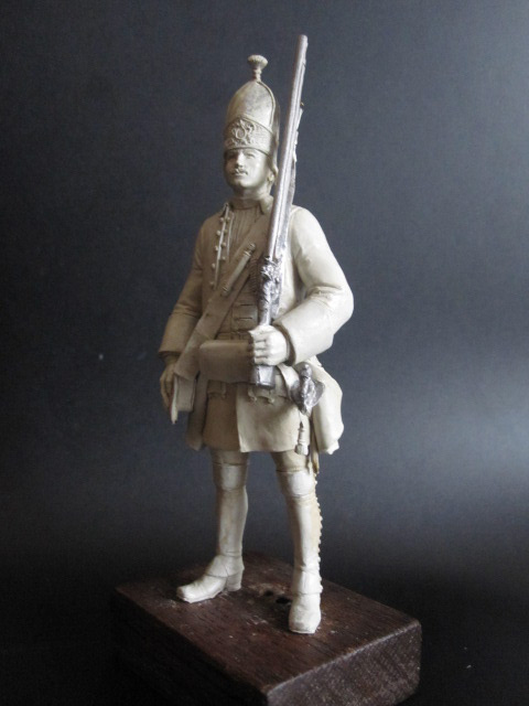 Sculpture: Russian grenadier, 1731-45, photo #1
