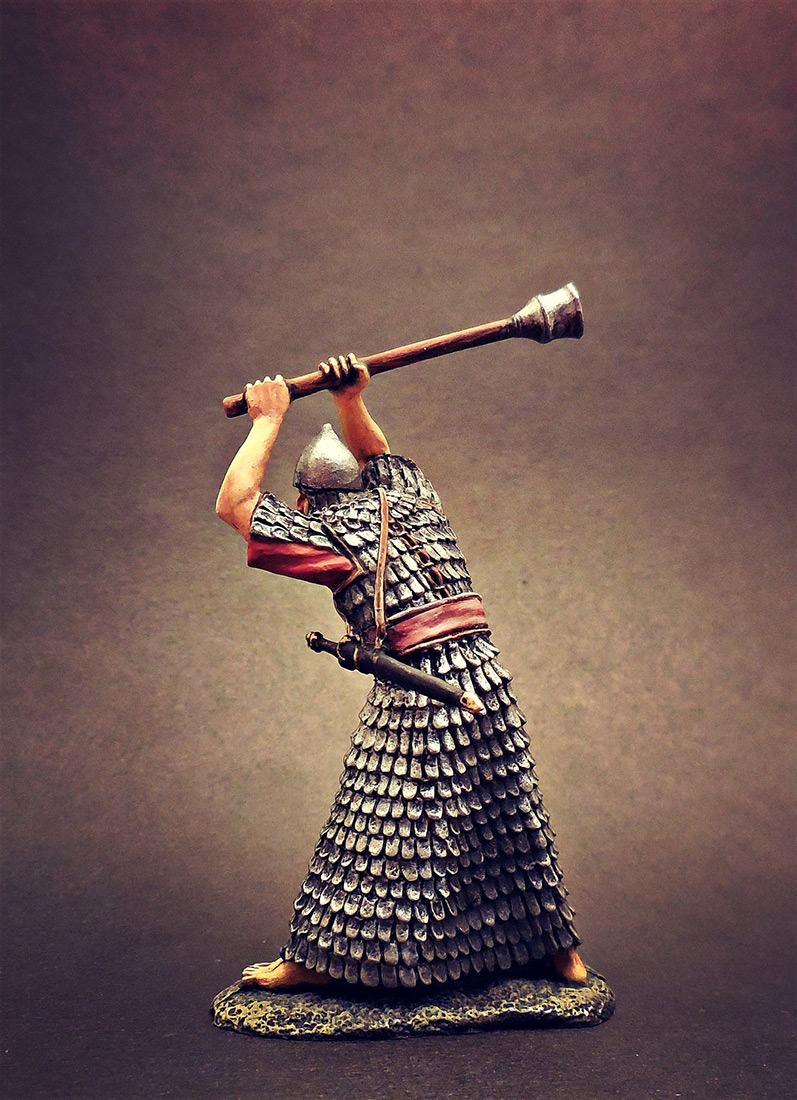 Figures: Assyrian warrior with mace, photo #2