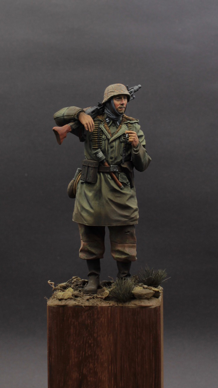 Figures: Waffen SS MG-42 gunner, photo #1