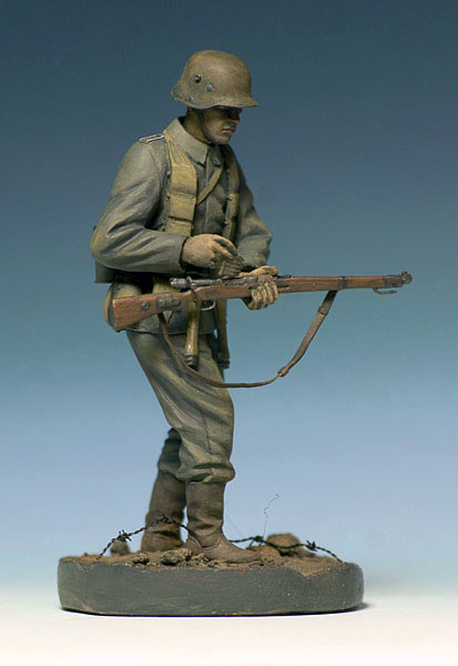 Figures: German Assault Trooper, 1917, photo #4