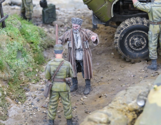 Dioramas and Vignettes: On the cordon far away, photo #11