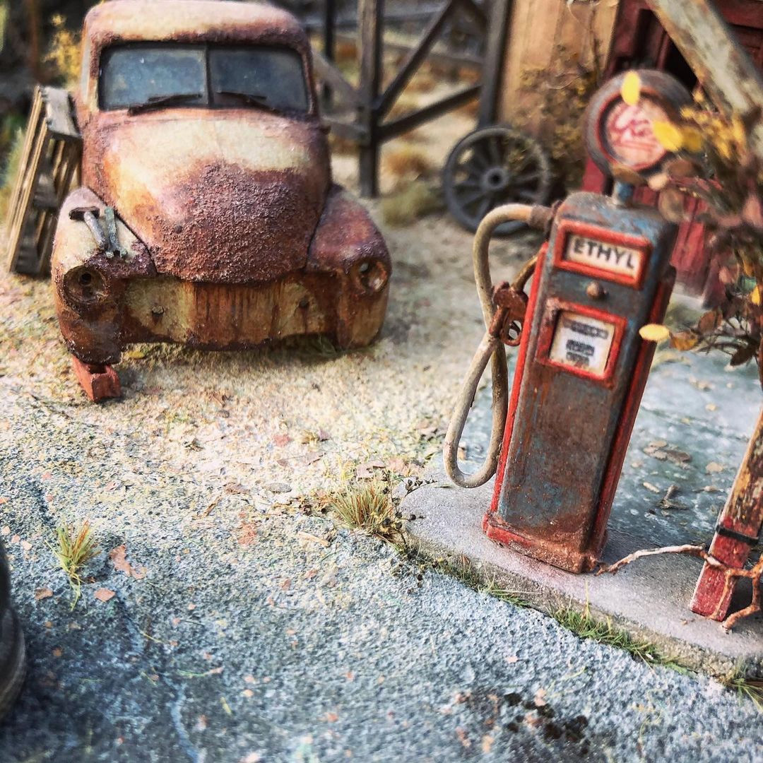 Dioramas and Vignettes: Gas station, photo #10