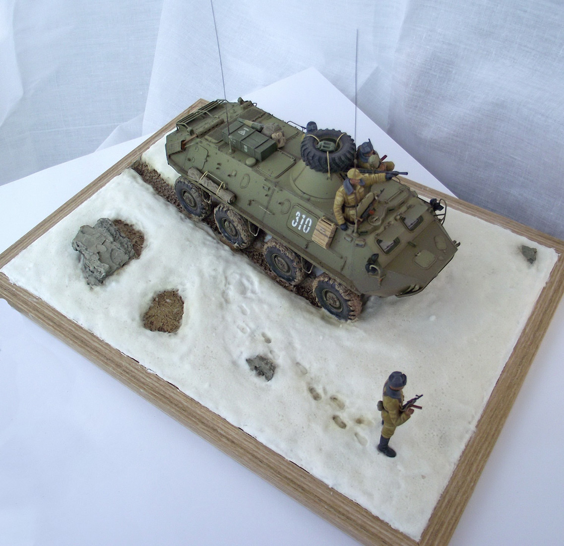 Dioramas and Vignettes: Within the 100-kilometers zone, photo #1