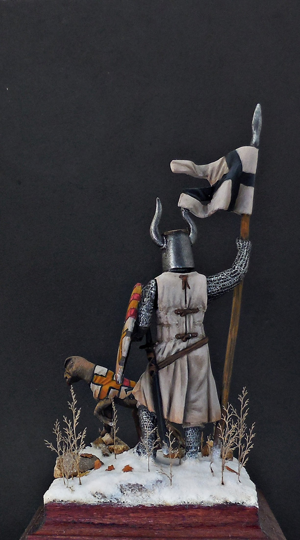 Figures: Teutonic knight, 12th AD, photo #6