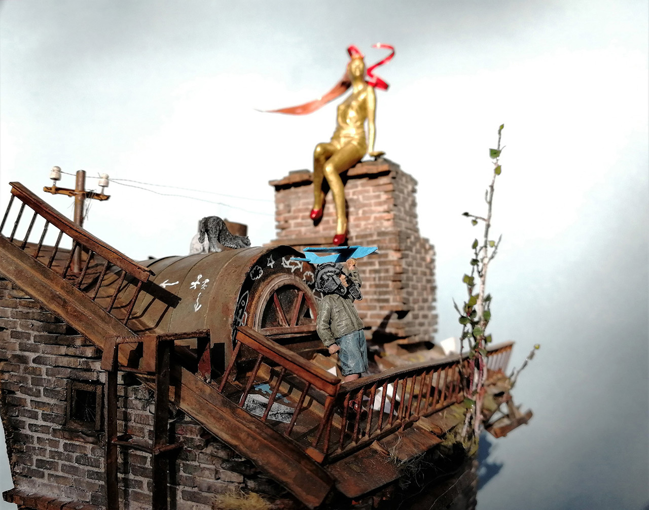 Dioramas and Vignettes: Old roof in the spring, photo #11