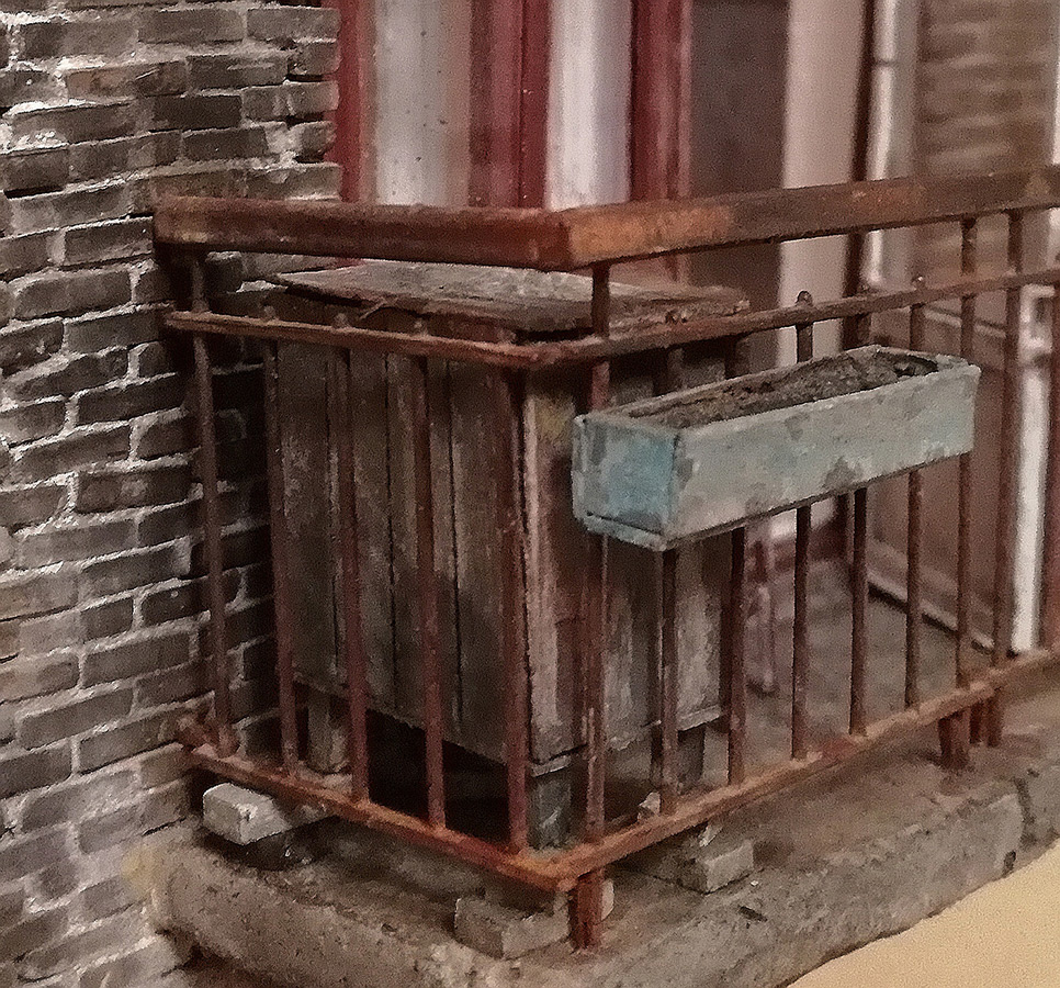 Dioramas and Vignettes: Old roof in the spring, photo #20