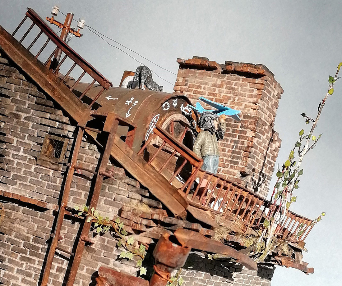 Dioramas and Vignettes: Old roof in the spring, photo #9