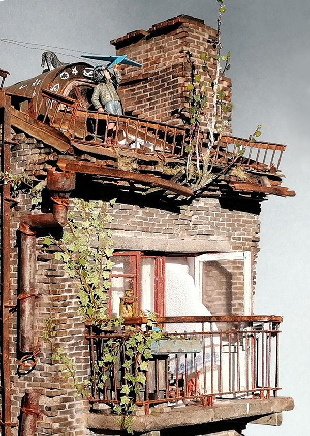 Dioramas and Vignettes: Old roof in the spring