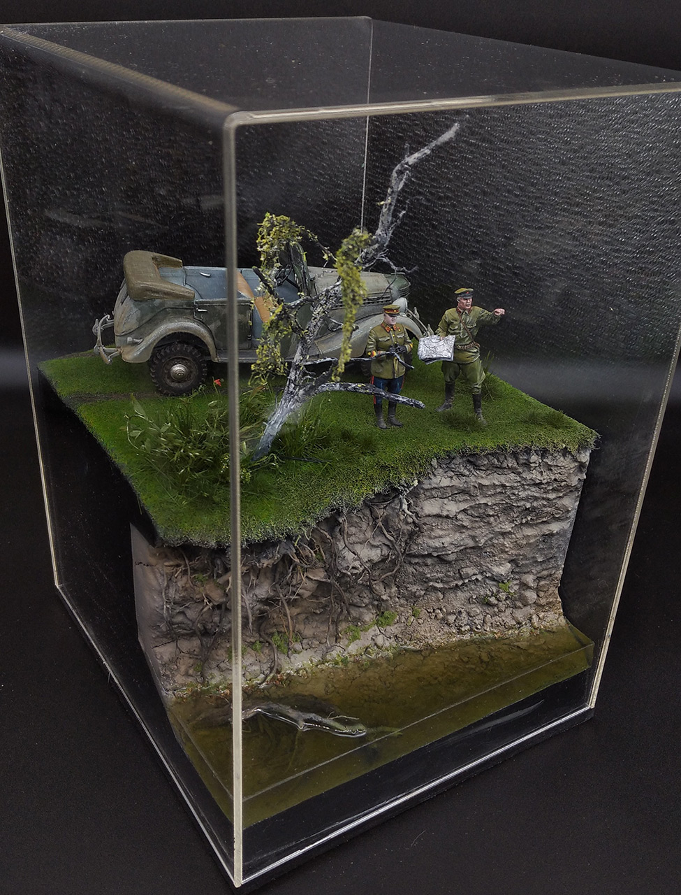 Dioramas and Vignettes: The Cliff, photo #11