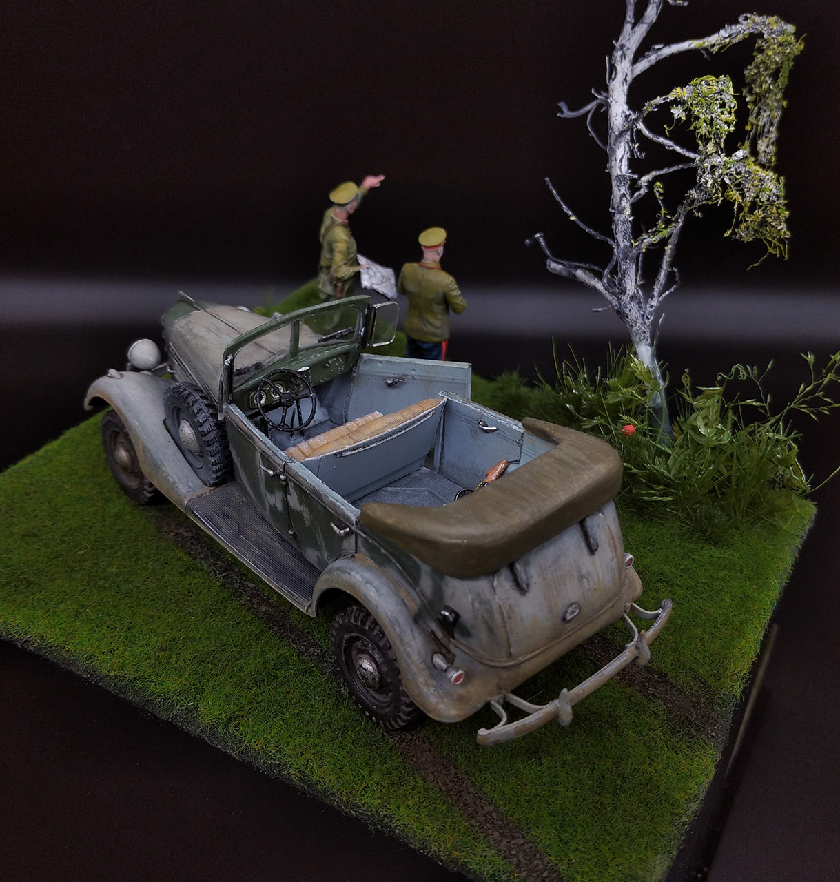 Dioramas and Vignettes: The Cliff, photo #6