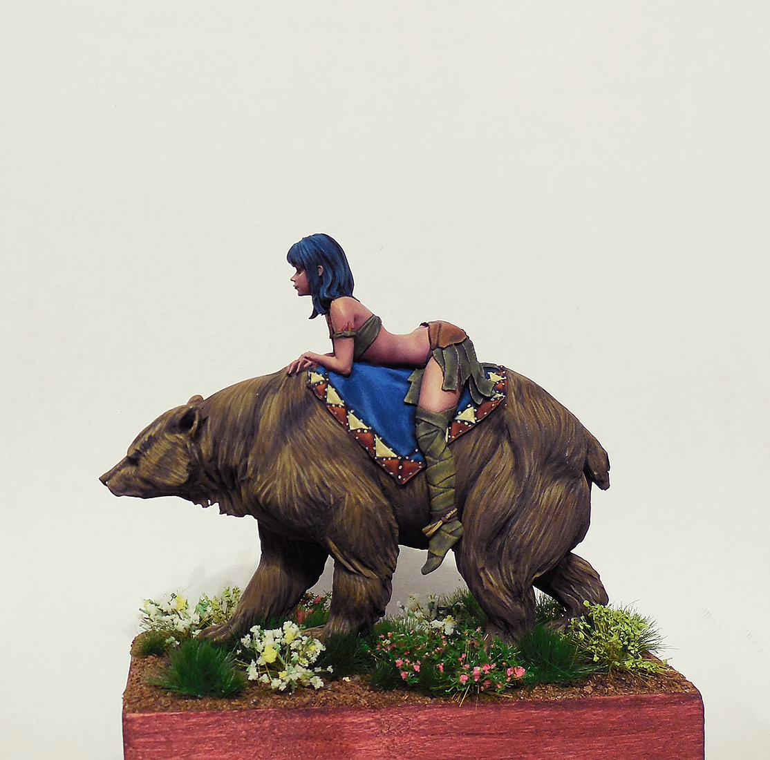 Miscellaneous: Bear rider, photo #5