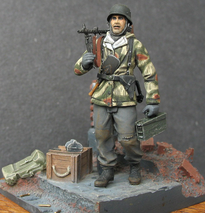 Figures: German Machine Gunner, photo #1