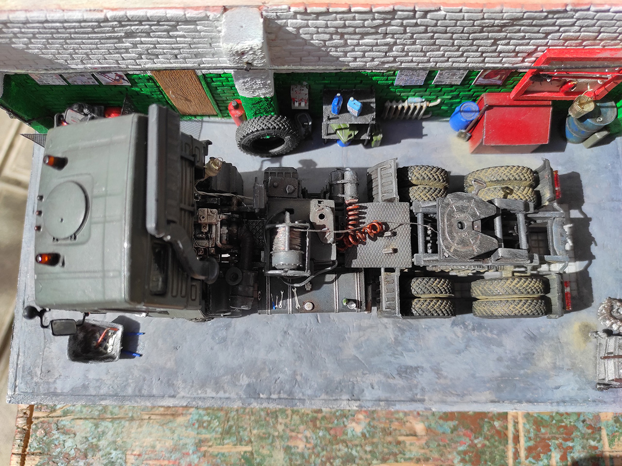 Dioramas and Vignettes: In the garage, photo #7