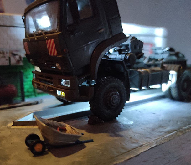 Dioramas and Vignettes: In the garage