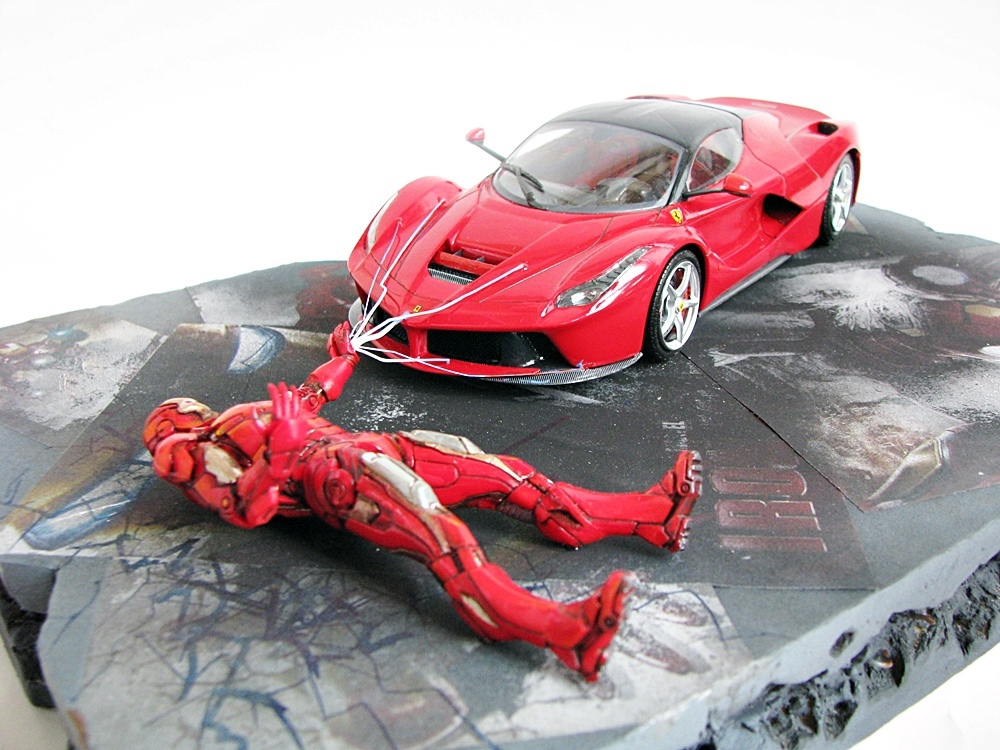 Miscellaneous: Iron Man vs. Ferrari, photo #3