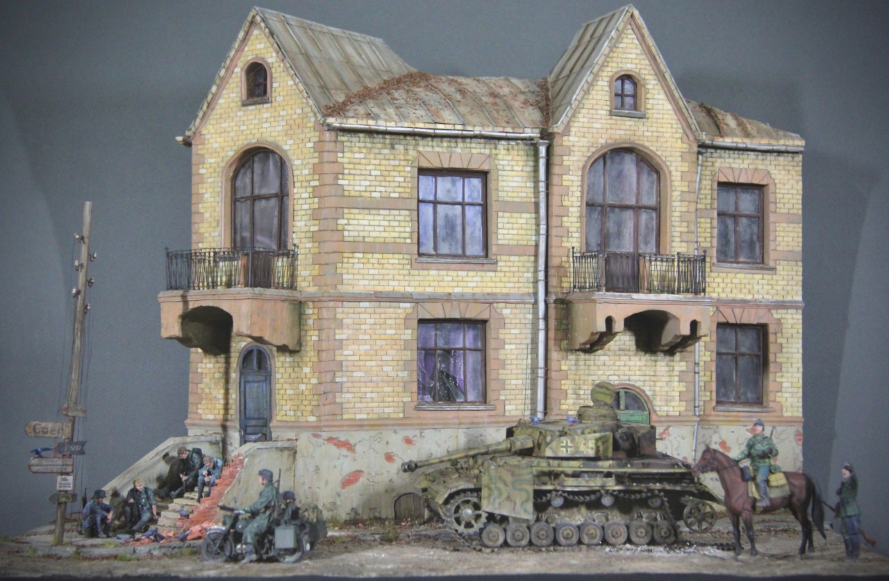 Dioramas and Vignettes: Hans, have we been here before? , photo #1