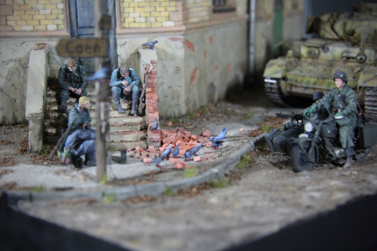 Dioramas and Vignettes: Hans, have we been here before? , photo #13