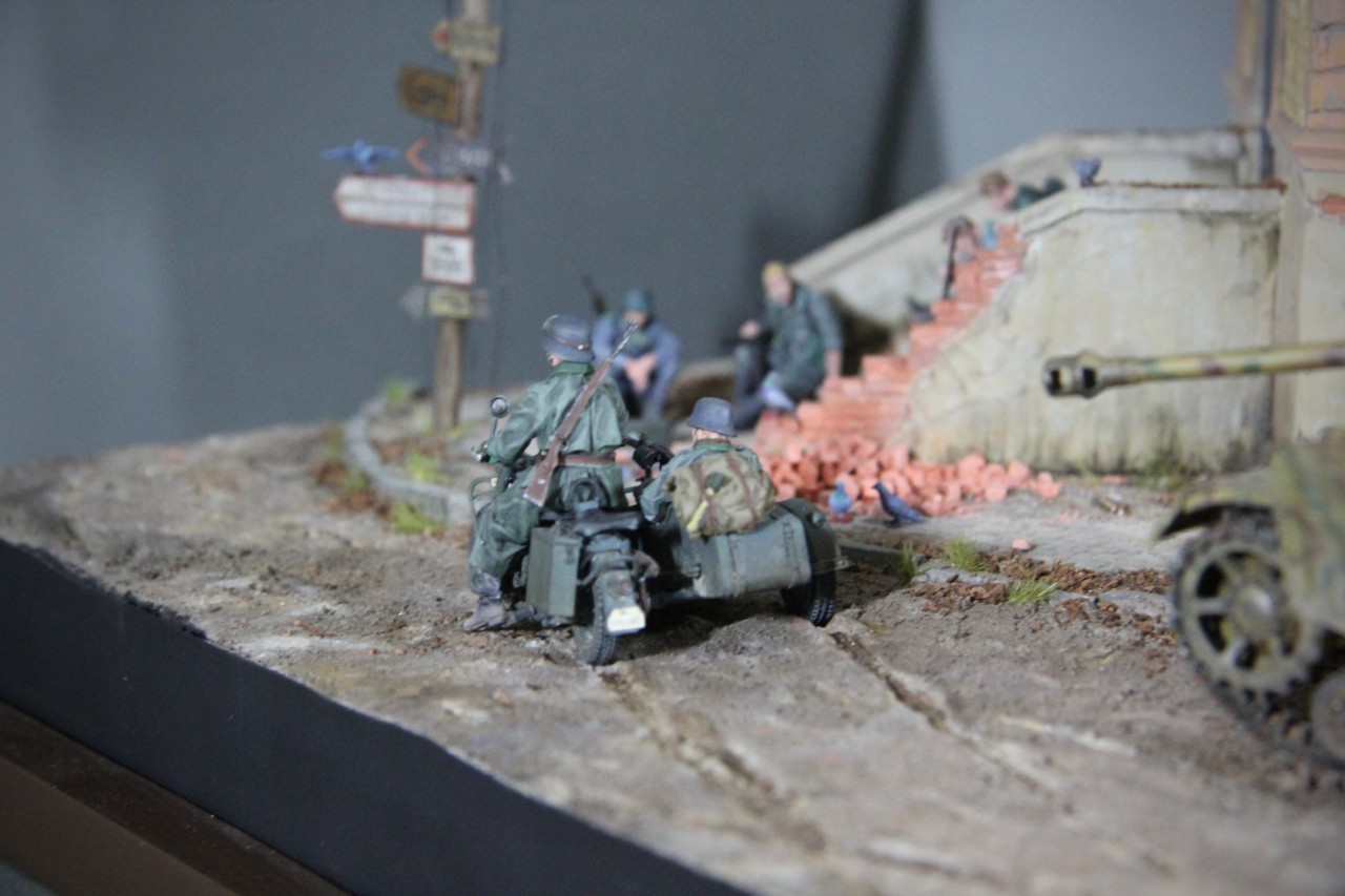 Dioramas and Vignettes: Hans, have we been here before? , photo #14