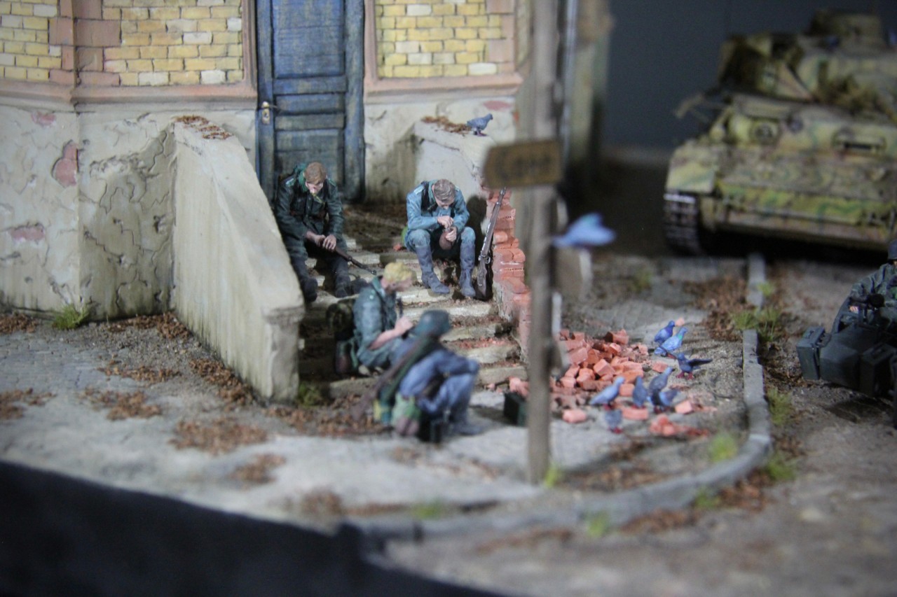 Dioramas and Vignettes: Hans, have we been here before? , photo #8