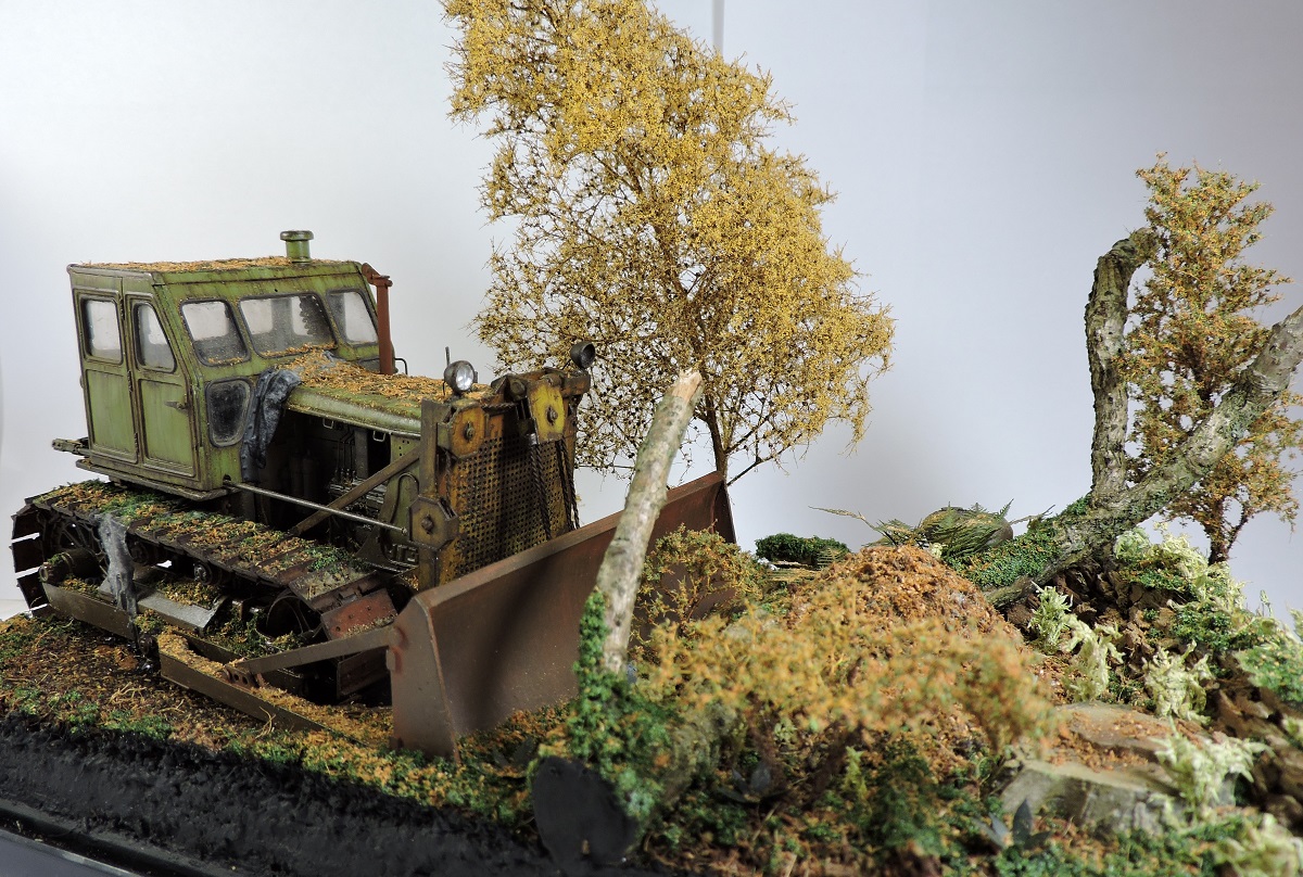Dioramas and Vignettes: T-100M tractor, photo #9
