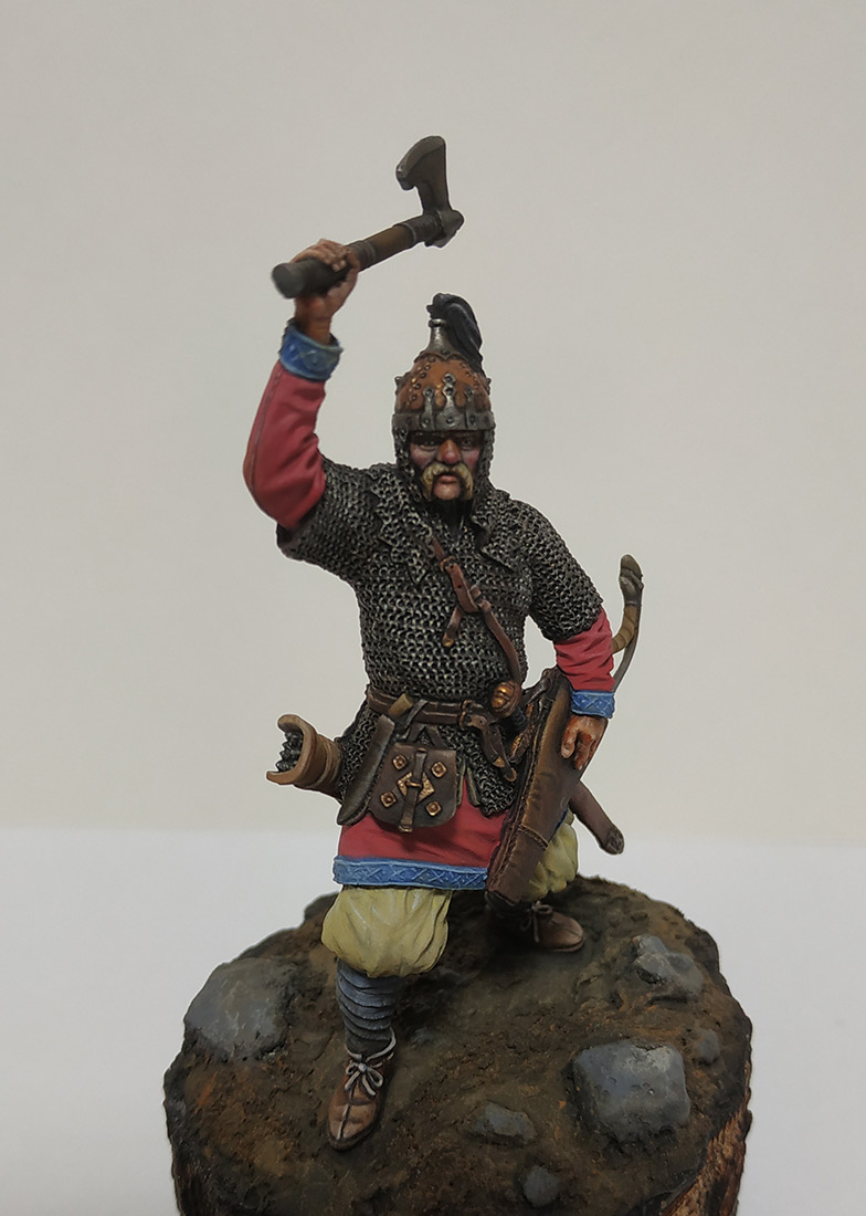 Figures: Russian warrior, 10th AD, photo #2