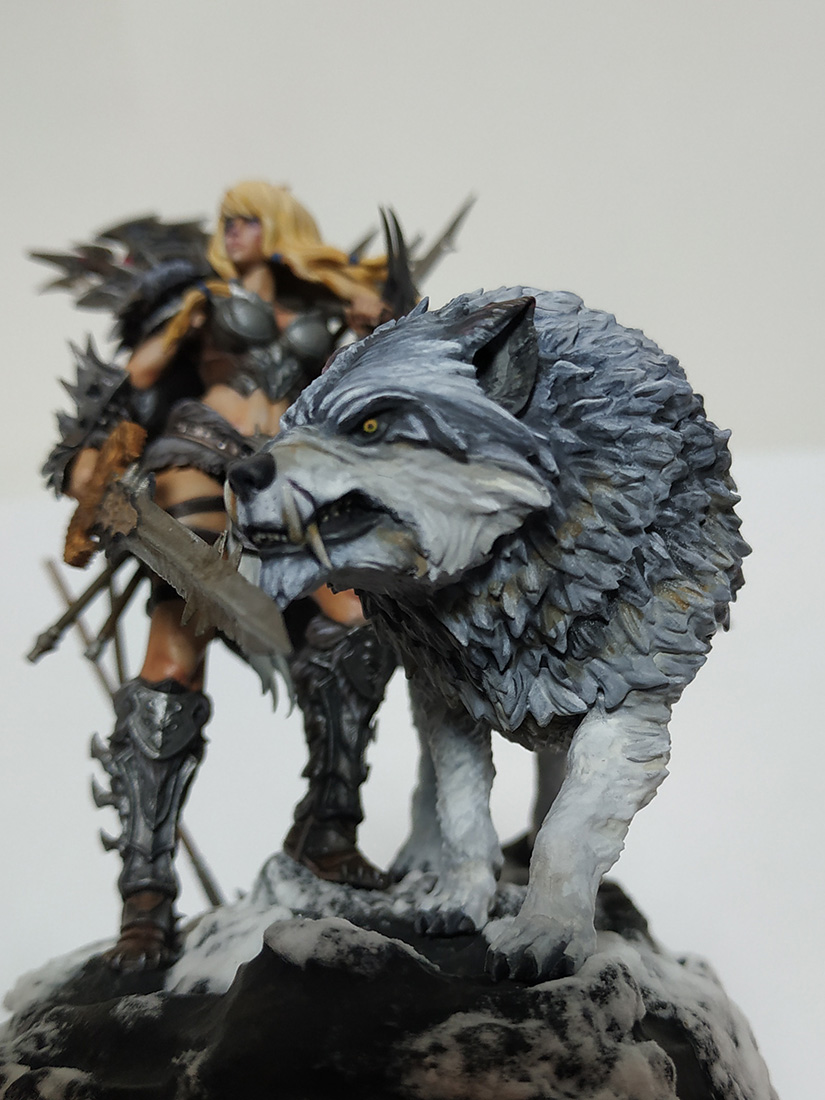 Figures: Female warrior with the wolf, photo #10
