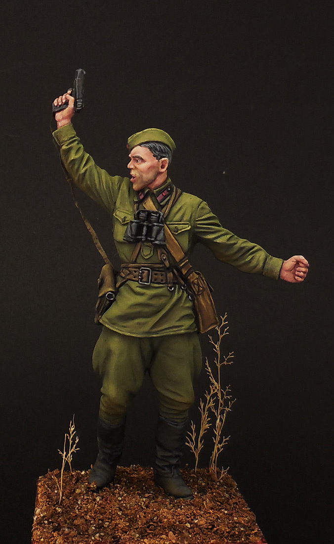 Figures: Red Army political instructor, photo #1
