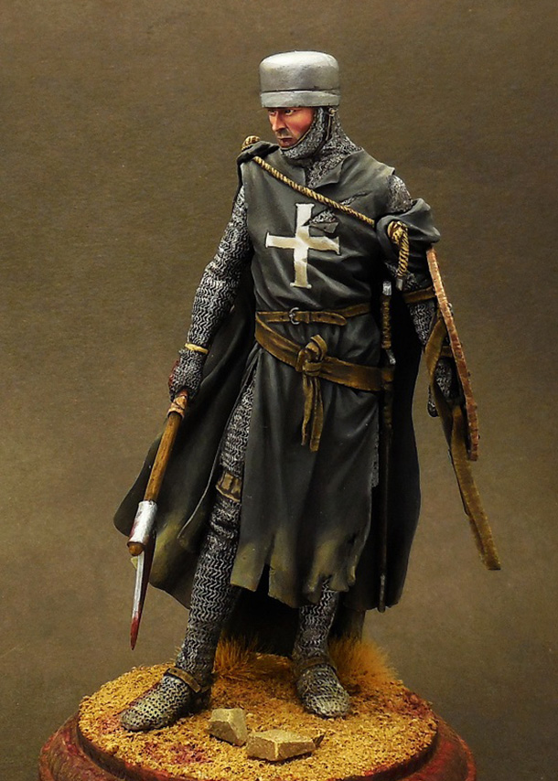Figures: Templar knight, 13th AD