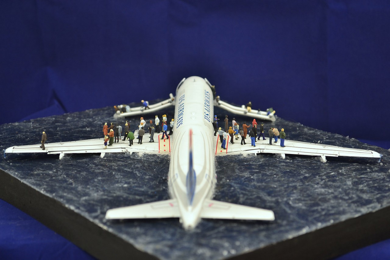 Dioramas and Vignettes: A320: the Hudson Wonder, photo #8