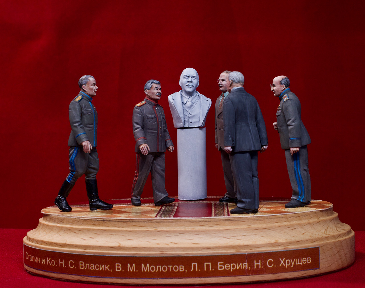 Dioramas and Vignettes: Stalin & Co, photo #1