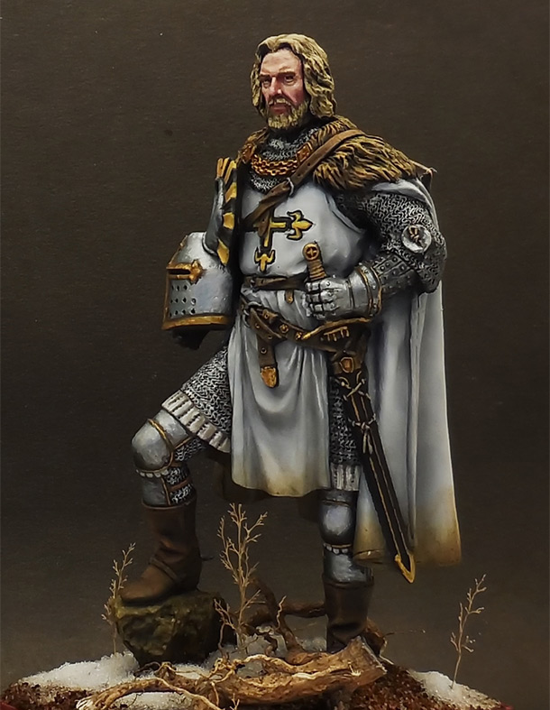 Figures: Teutonic knight, 14th AD