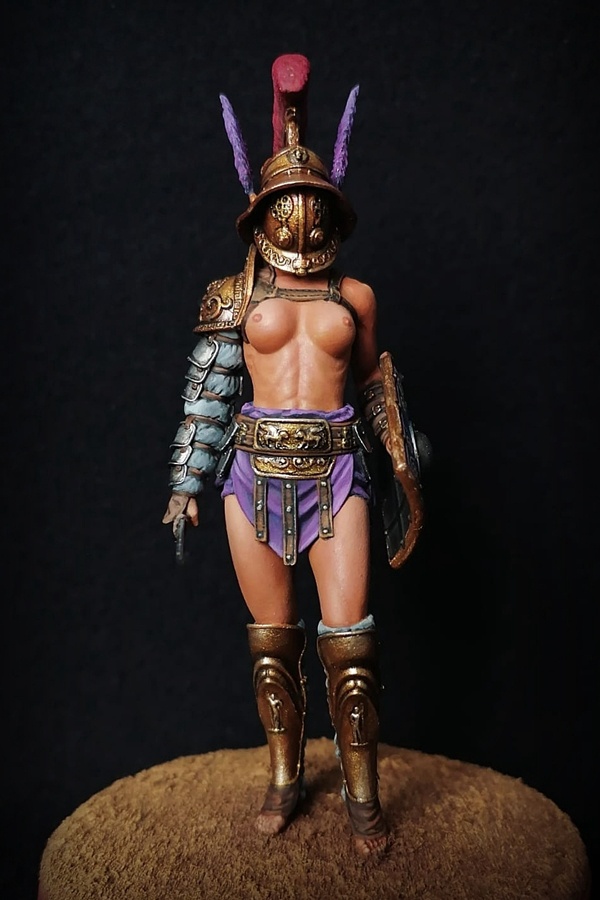 Figures: The Gladiatrix, photo #1