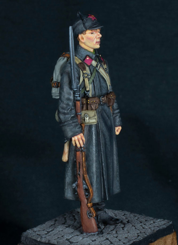 Figures: Red Army infantryman in winter uniform, 1941
