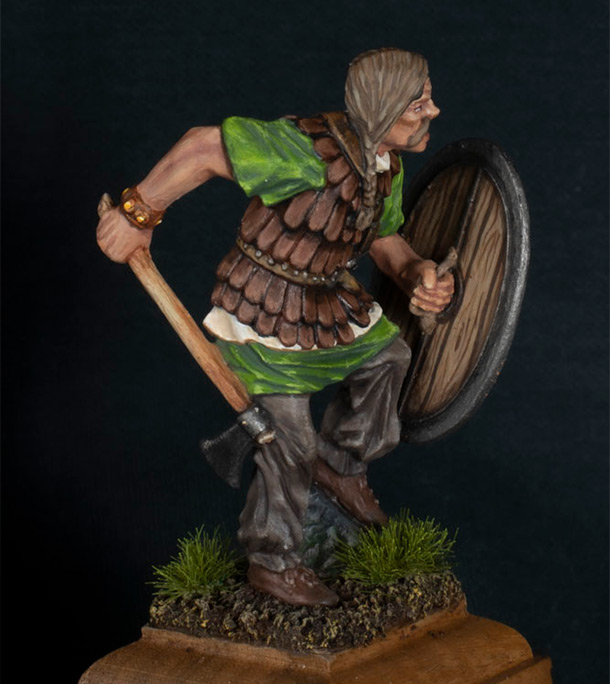 Figures: Celtic warrior, 5th BC