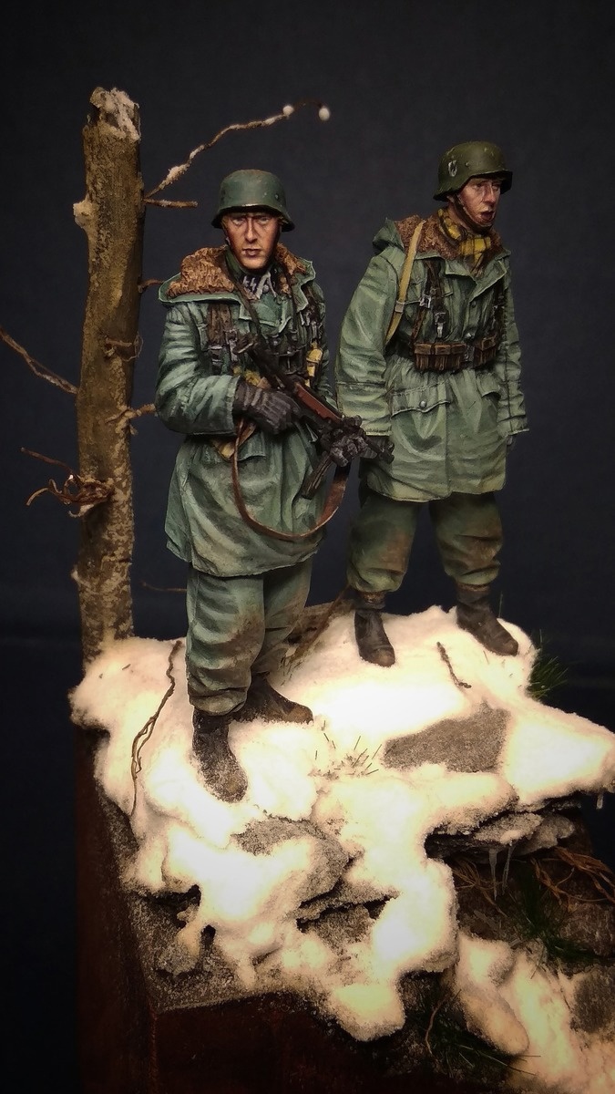 Figures: Waffen SS Grenadiers at Kharkov, photo #3