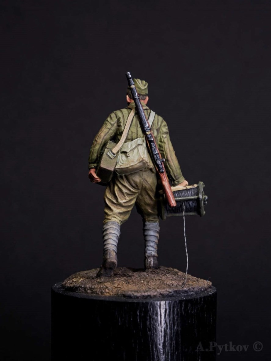 Figures: Red Army signal trooper, 1943-45, photo #5