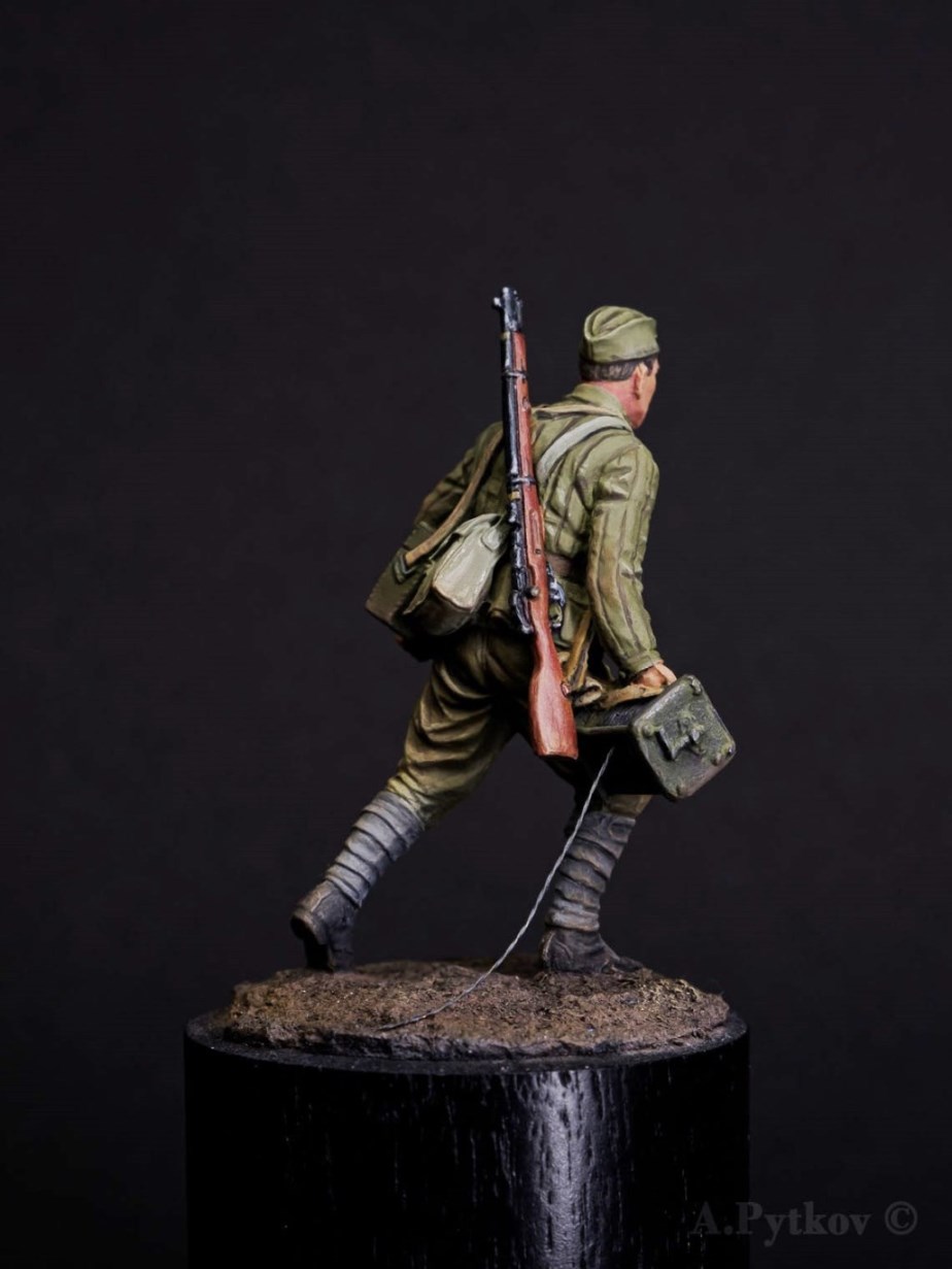 Figures: Red Army signal trooper, 1943-45, photo #6