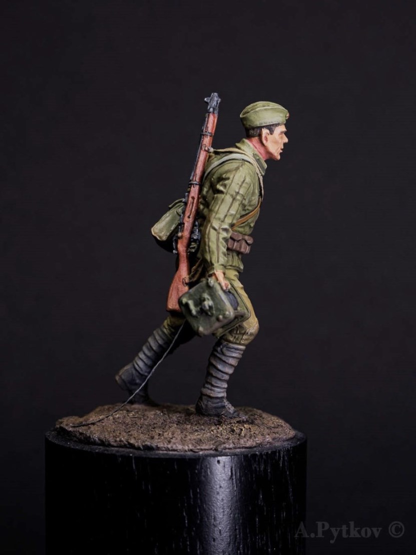 Figures: Red Army signal trooper, 1943-45, photo #7