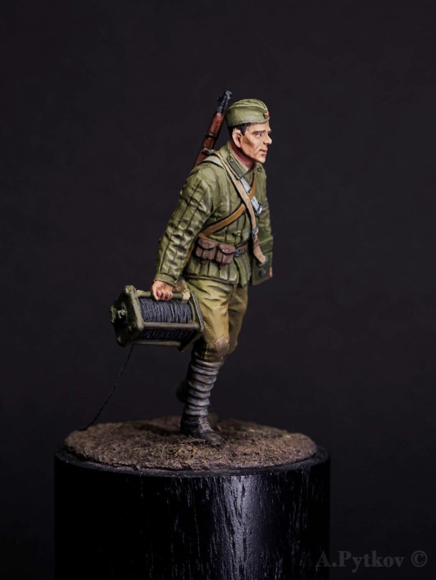 Figures: Red Army signal trooper, 1943-45, photo #8