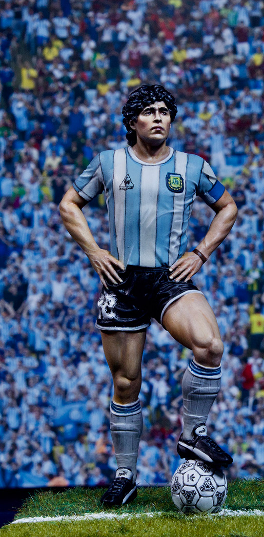Figures: Diego Maradona, photo #1