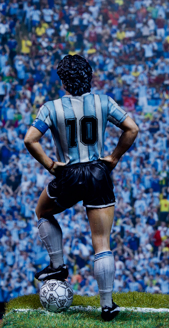 Figures: Diego Maradona, photo #2