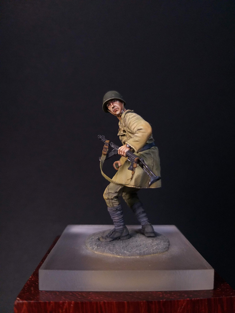 Figures: Soviet infantryman with PPS and F1, photo #2